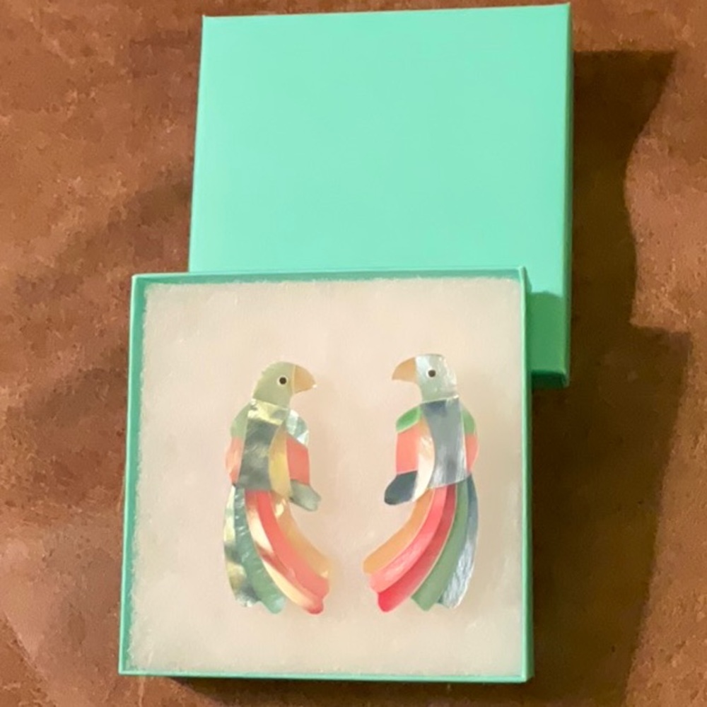 Unsigned Tropical Paradise Pastel Bird Mother of Pearl Inlay Clip Earrings Retro